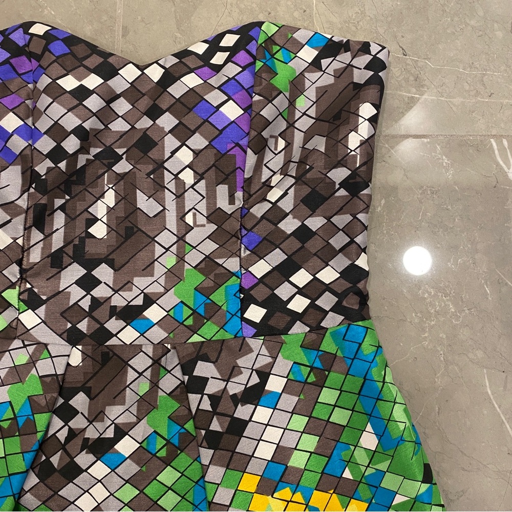 ⭐️Colour Block Dress⭐️ - Picture 3 of 5